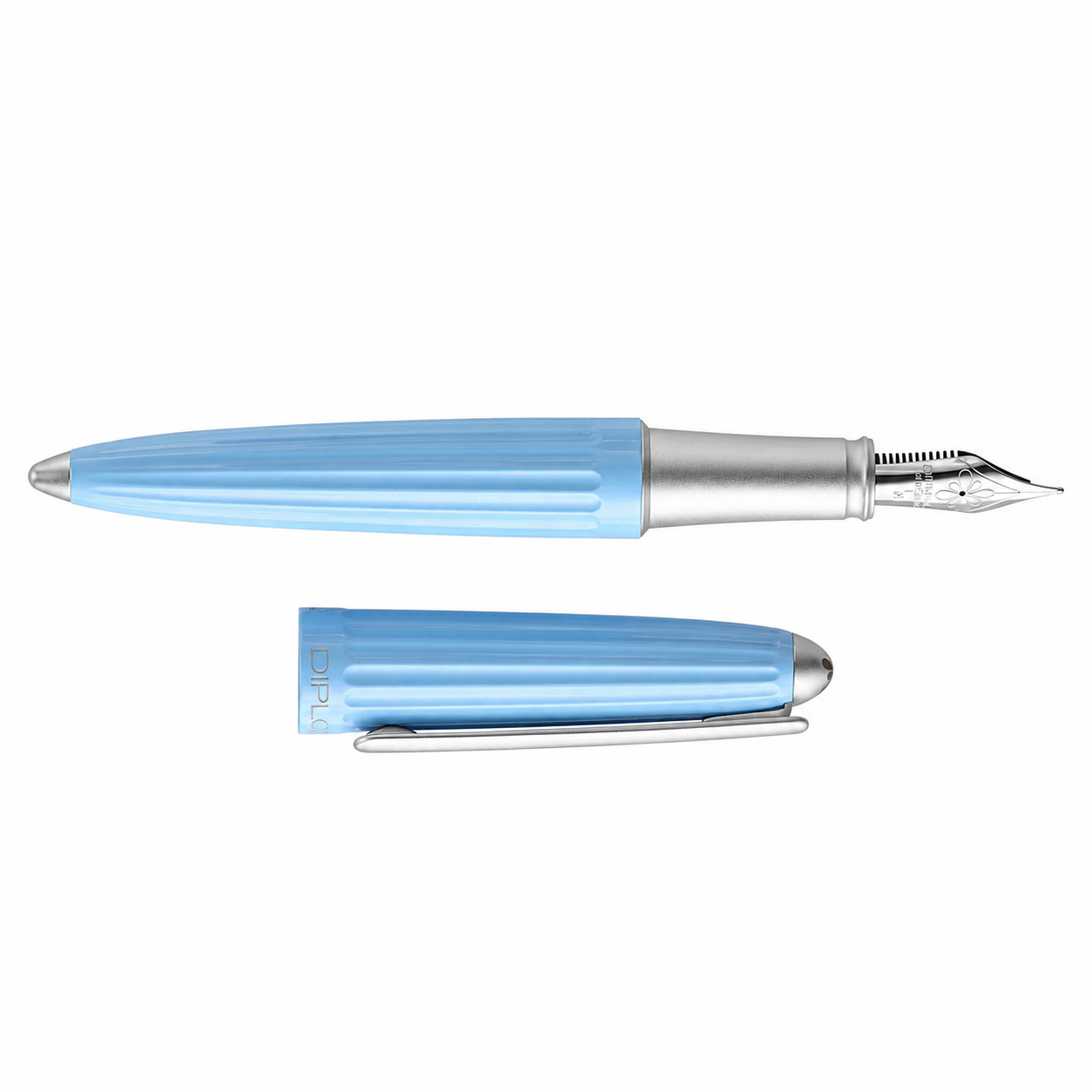 Diplomat Aero Fountain Pen - Ice Blue (Special Edition) Diplomat