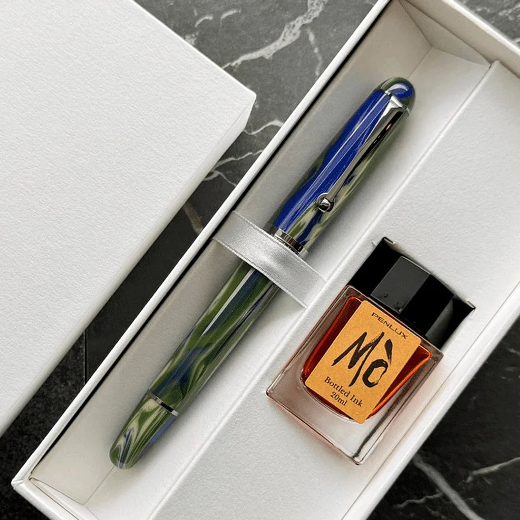 Penlux Masterpiece Delgado The Green Earth Fountain Pen (Limited Edition) PENLUX