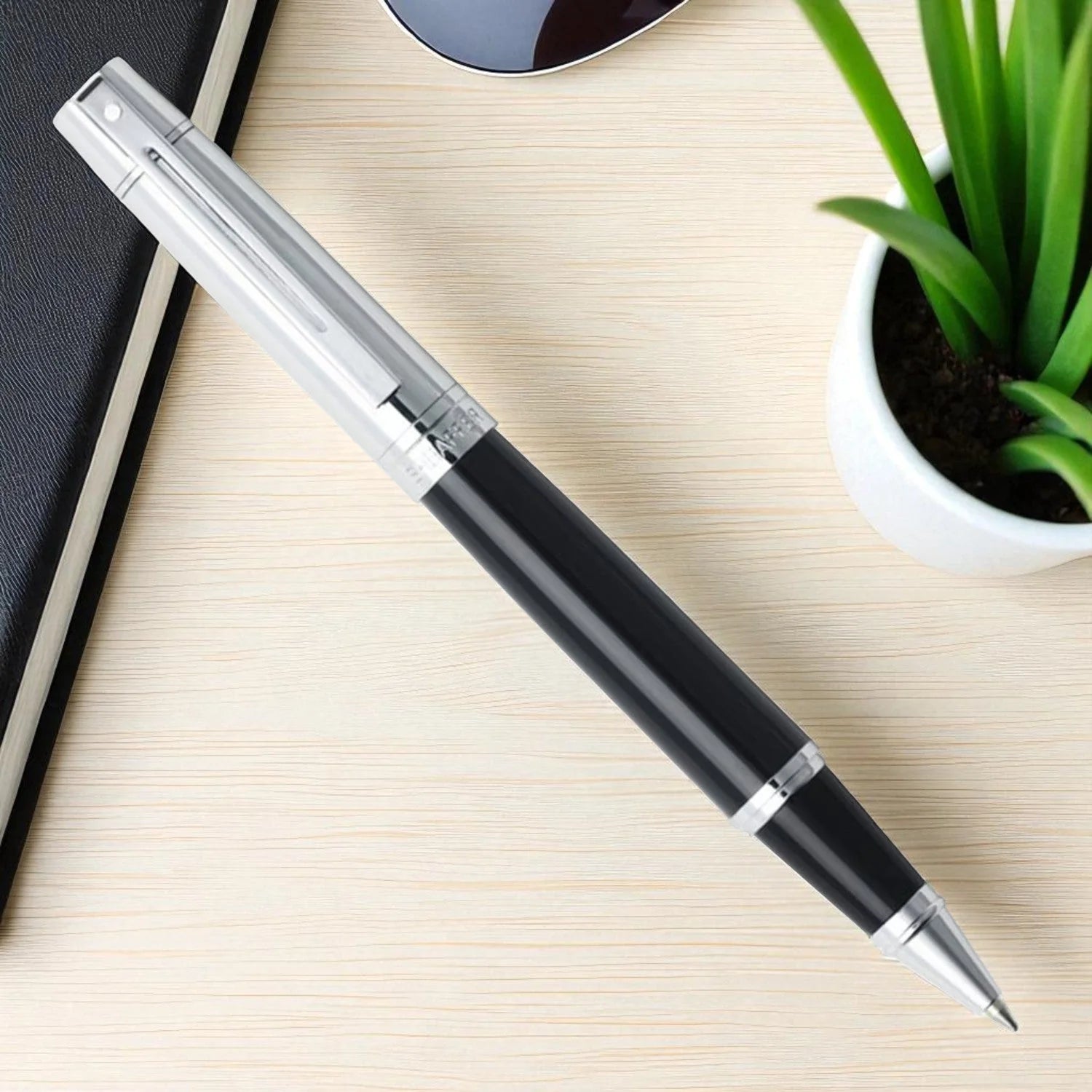 Sheaffer 300 Black/Chrome CT Roller Ball Pen A9314 Sheaffer