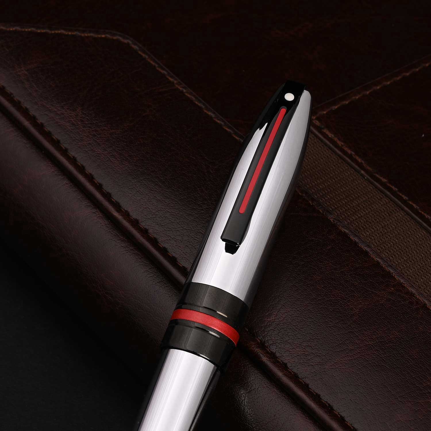 Sheaffer Icon Fountain Pen - Chrome PVD Sheaffer