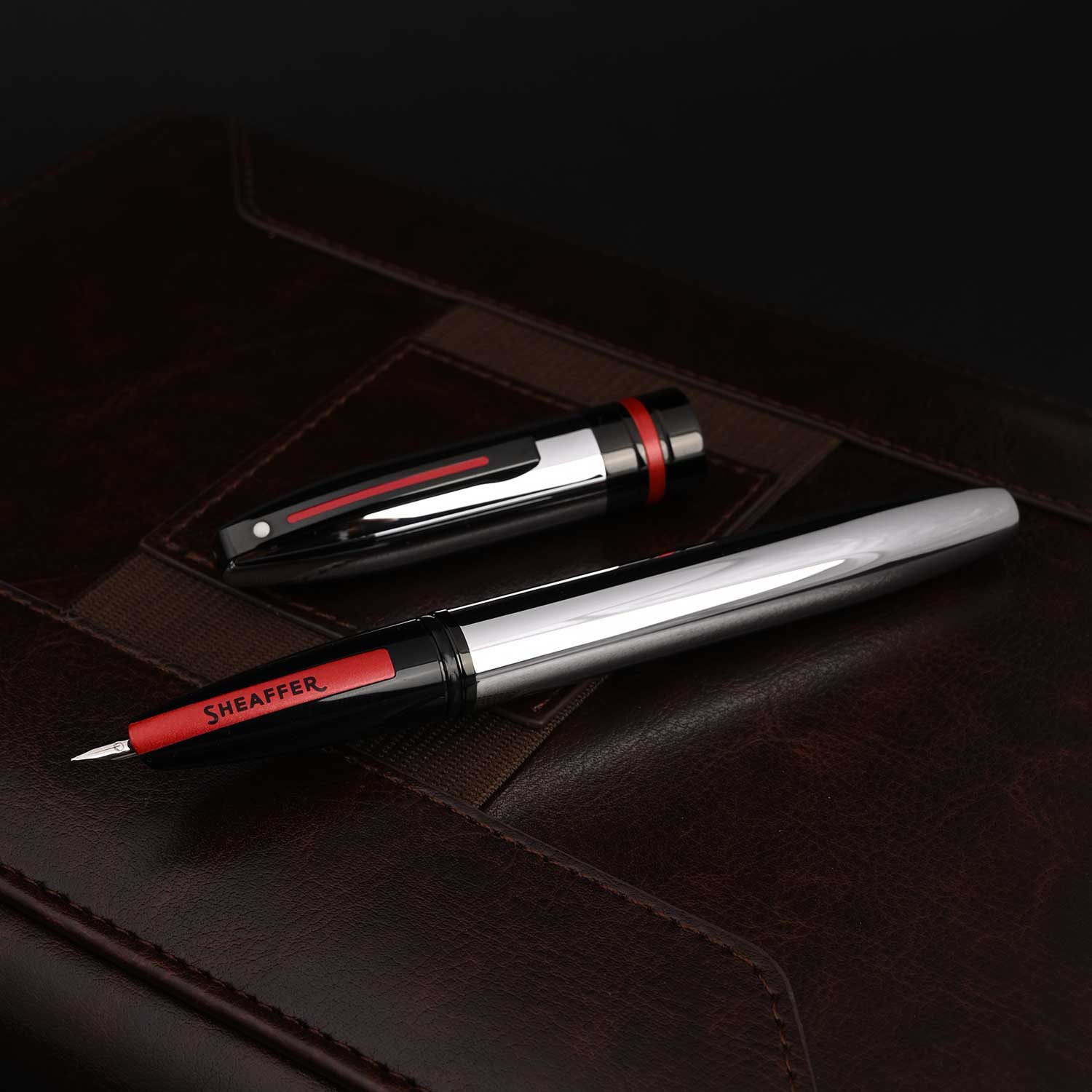 Sheaffer Icon Fountain Pen - Chrome PVD Sheaffer
