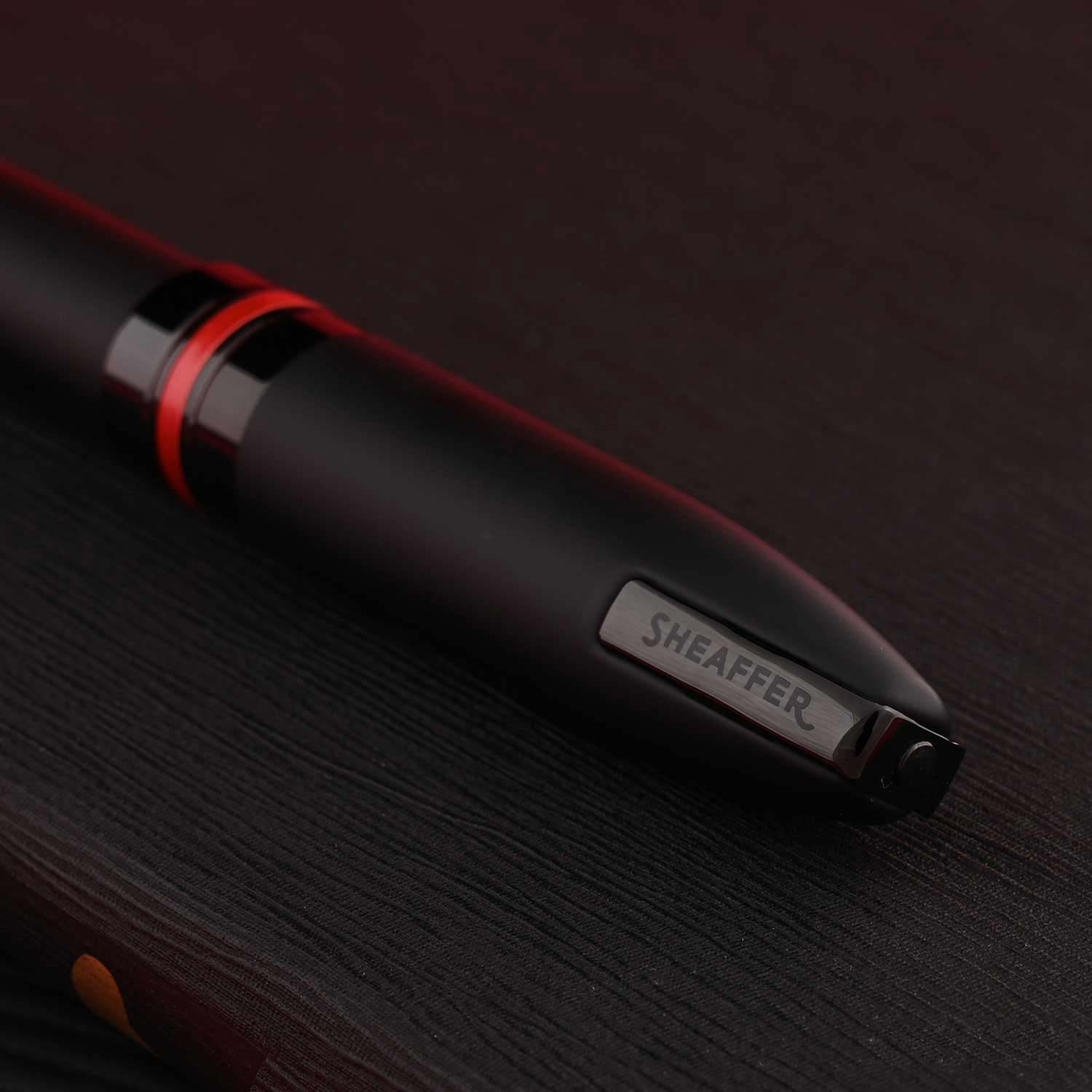 Sheaffer Icon Fountain Pen - Matte Black PVD Sheaffer