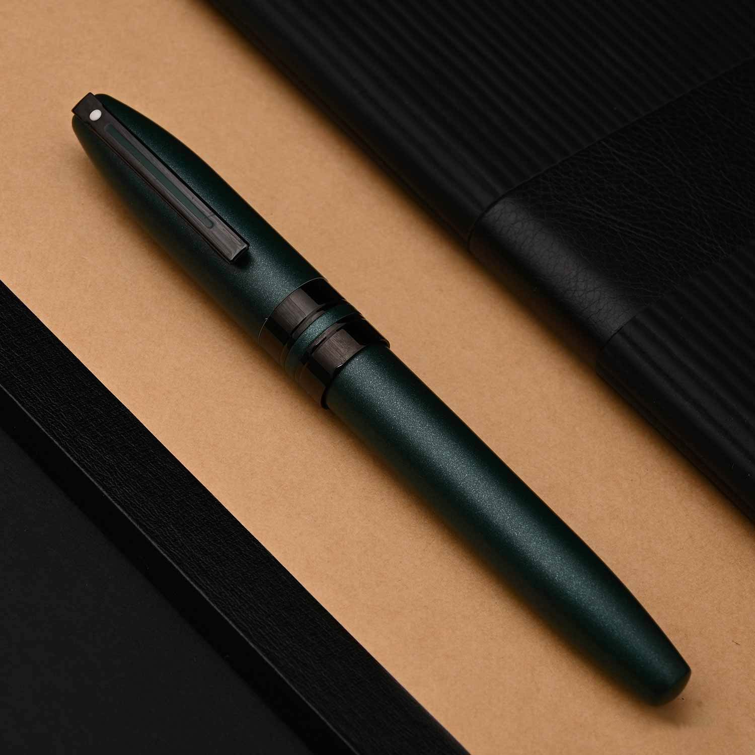 Sheaffer Icon Fountain Pen - Metallic Green PVD Sheaffer