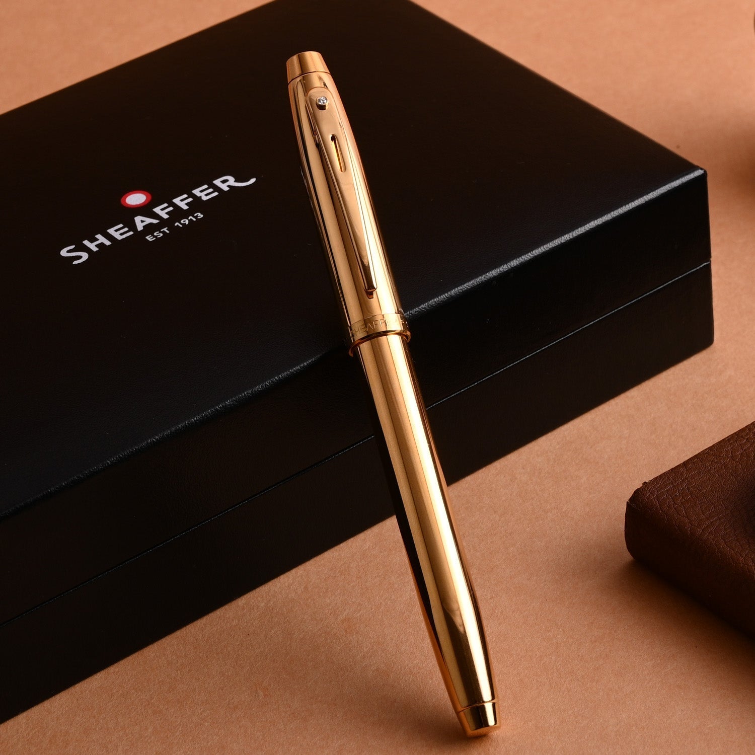 Sheaffer 100 PVD Gold with Diamond Embellishment Fountain Pen Sheaffer