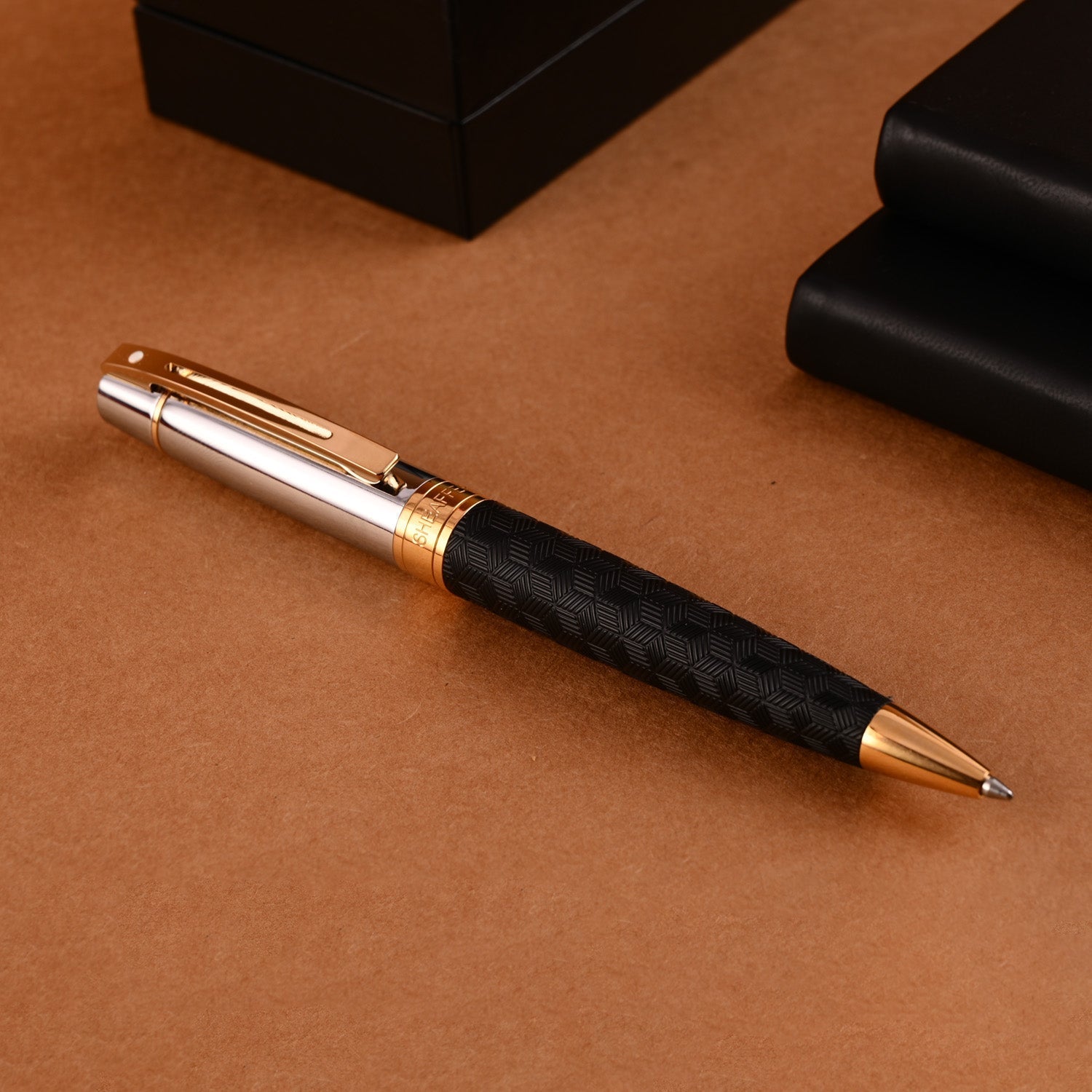 Sheaffer 300 Ball Pen - Engraved Black & Chrome GT Sheaffer