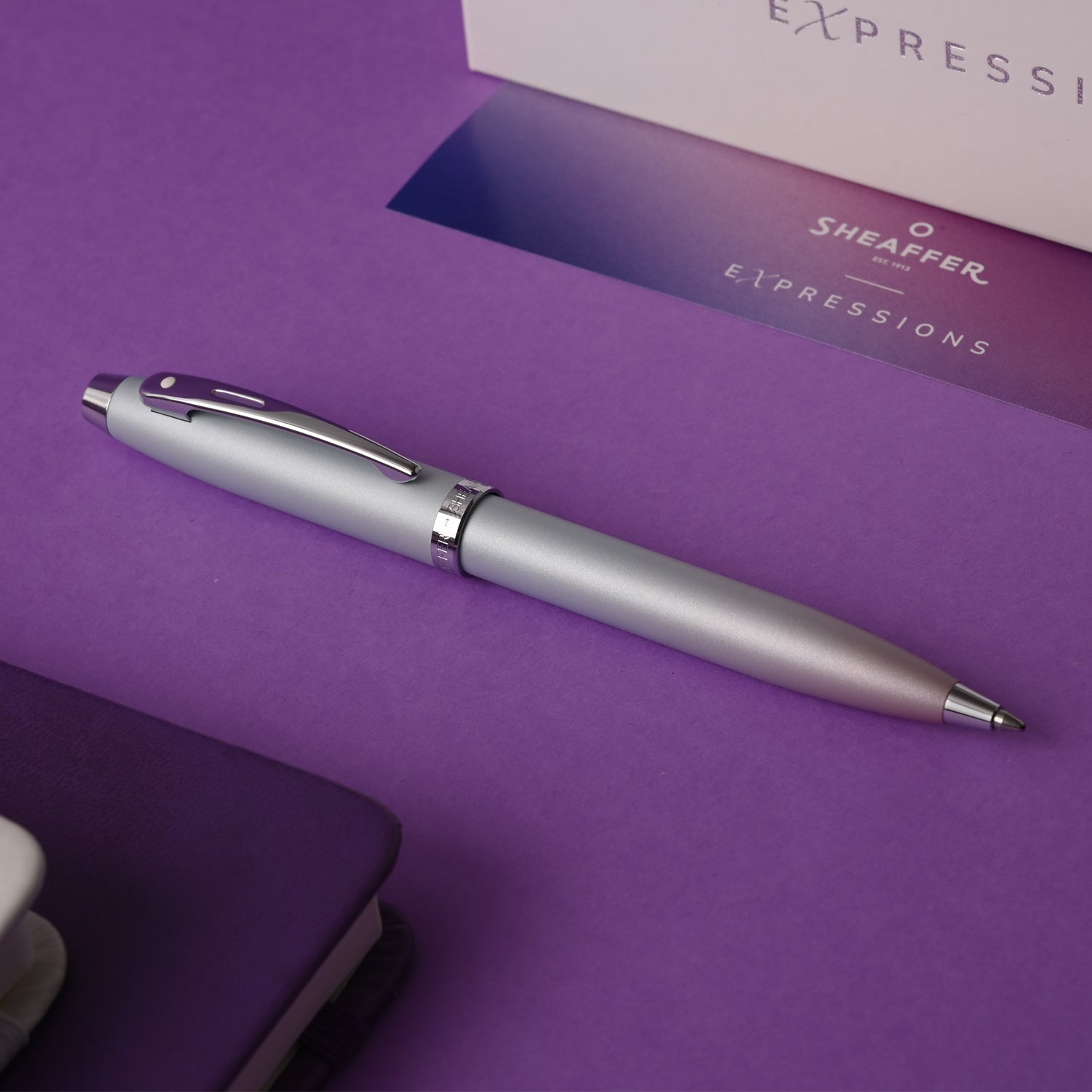 Sheaffer Expressions 100 Ball Pen - Blue & Pink Pearlised Gradient CT Sheaffer