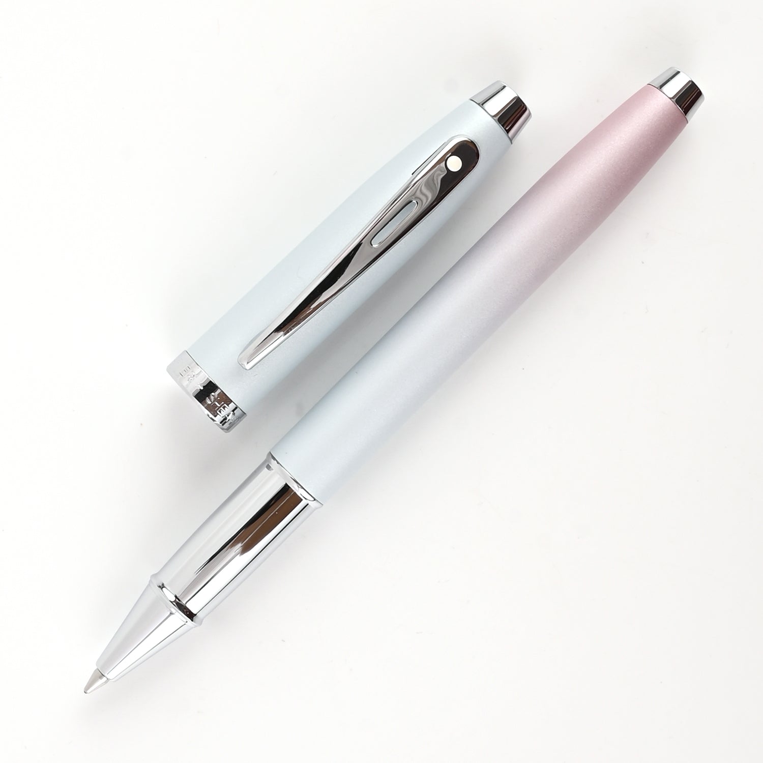 Sheaffer Expressions 100 Roller Ball Pen - Blue & Pink Pearlised Gradient CT Sheaffer