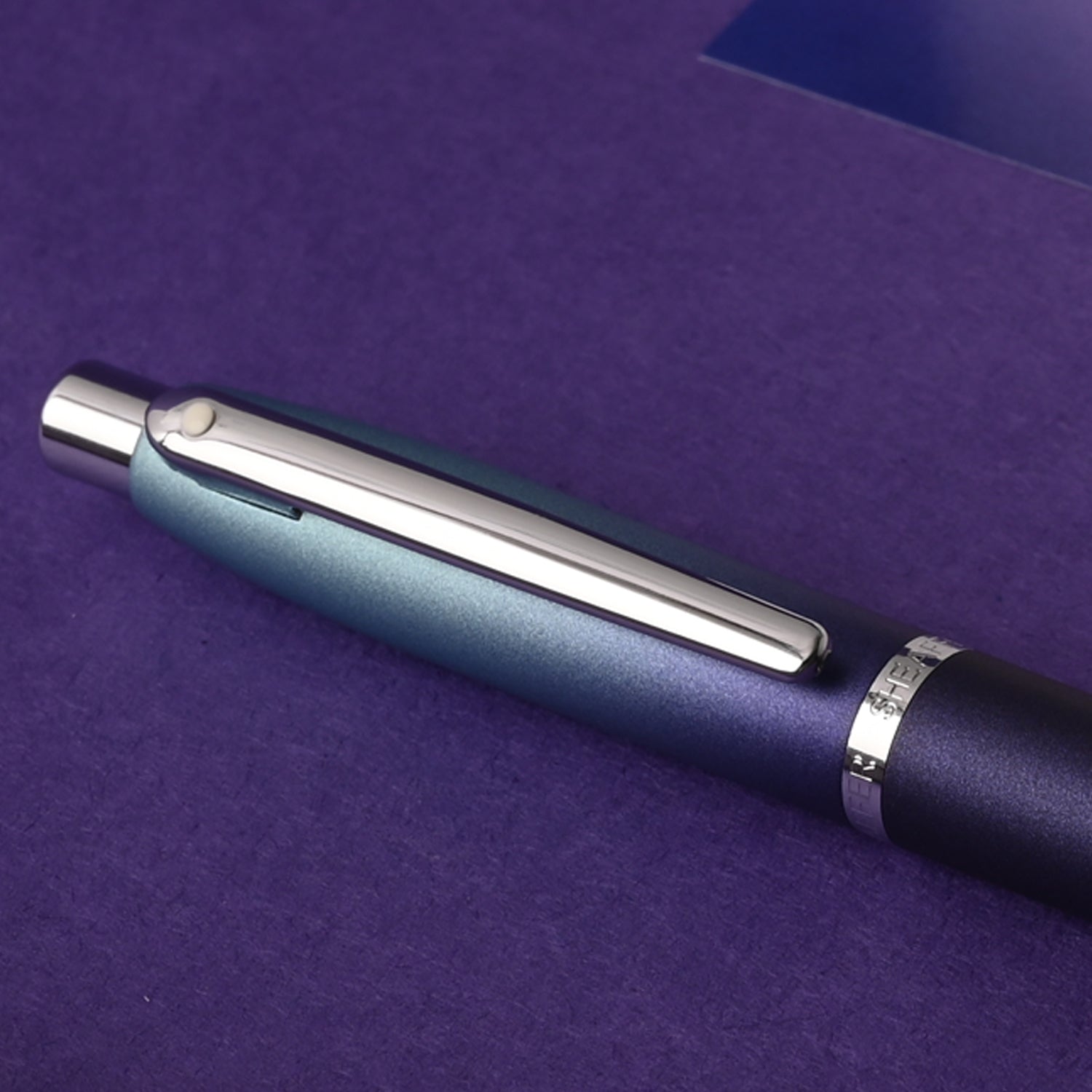 Sheaffer Expressions VFM Ball Pen - Blue & Purple Pearlised Gradient CT Sheaffer