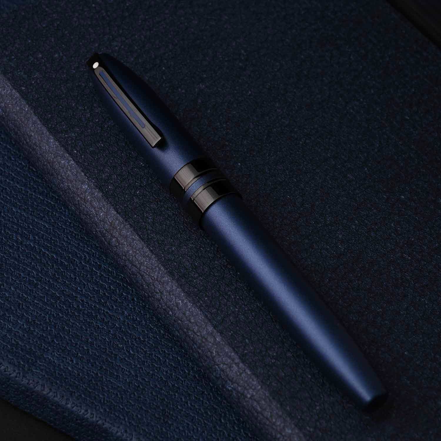 Sheaffer Icon Fountain Pen - Metallic Blue PVD Sheaffer