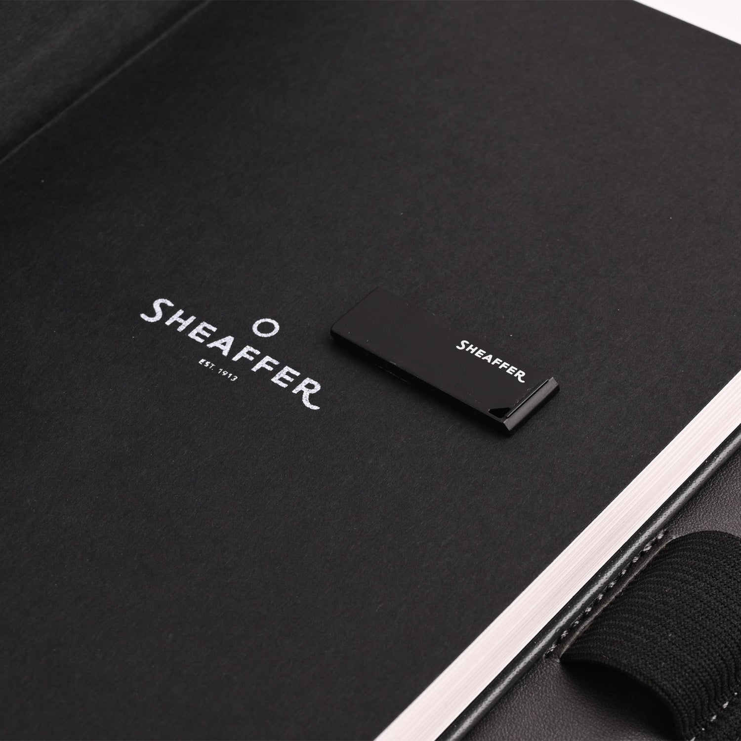 Sheaffer Superbook Organizer with Wireless Charging + 12000 mAh Powerbank and 32GB Pendrive - Grey Sheaffer