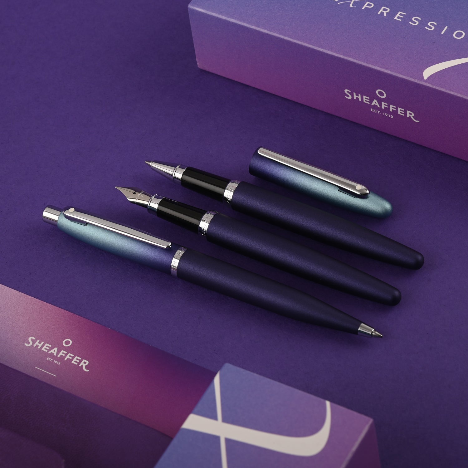 Sheaffer Expressions VFM Roller Ball Pen - Blue & Purple Pearlised Gradient CT Sheaffer