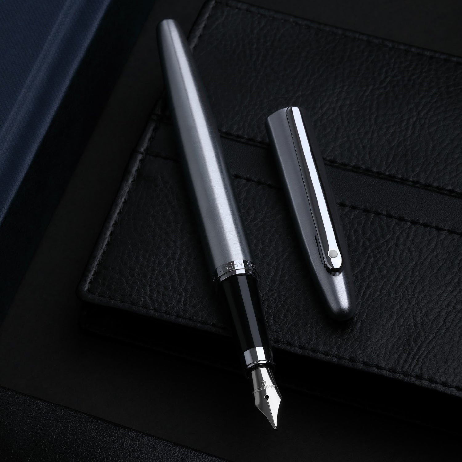 Sheaffer VFM 9426 Brushed Chrome Fountain Pen With Chrome Trim - Medium Sheaffer