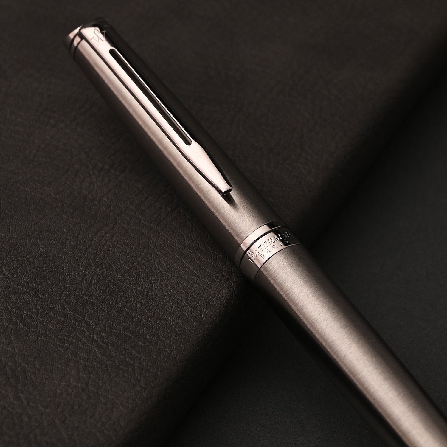 Waterman Hemisphere Fountain Pen - Stainless Steel CT Waterman